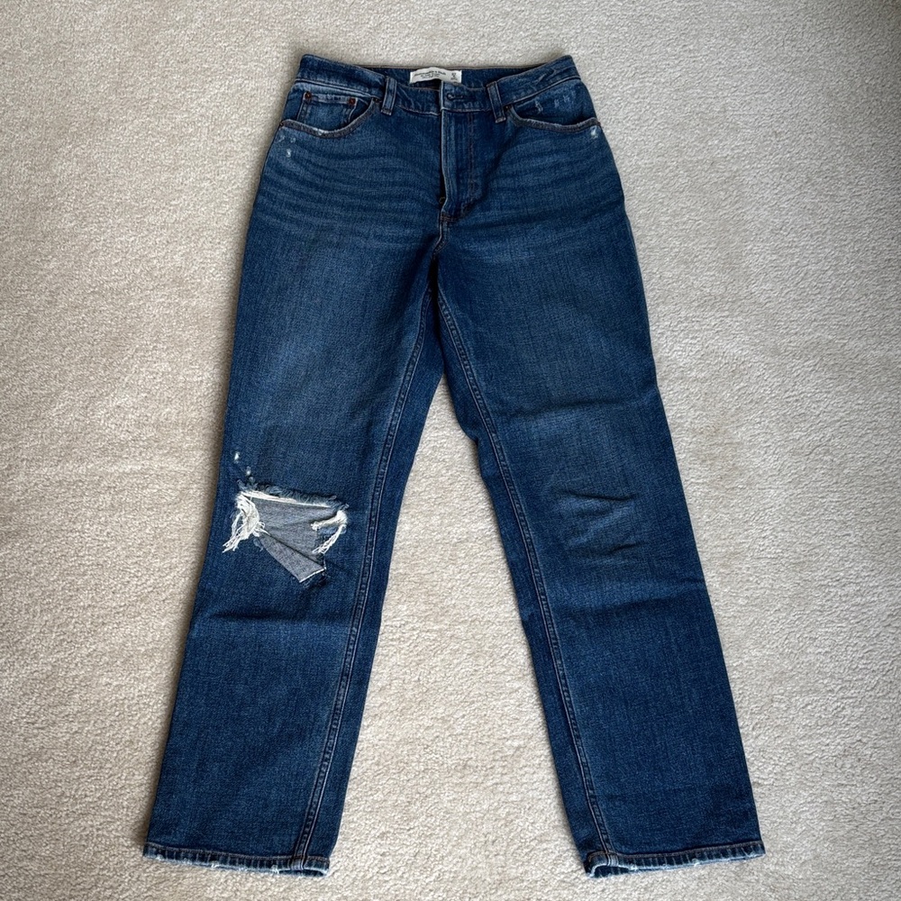 EUC Abercrombie & Fitch Curve Love Ankle Straight Ultra High Rise Jeans 27/4